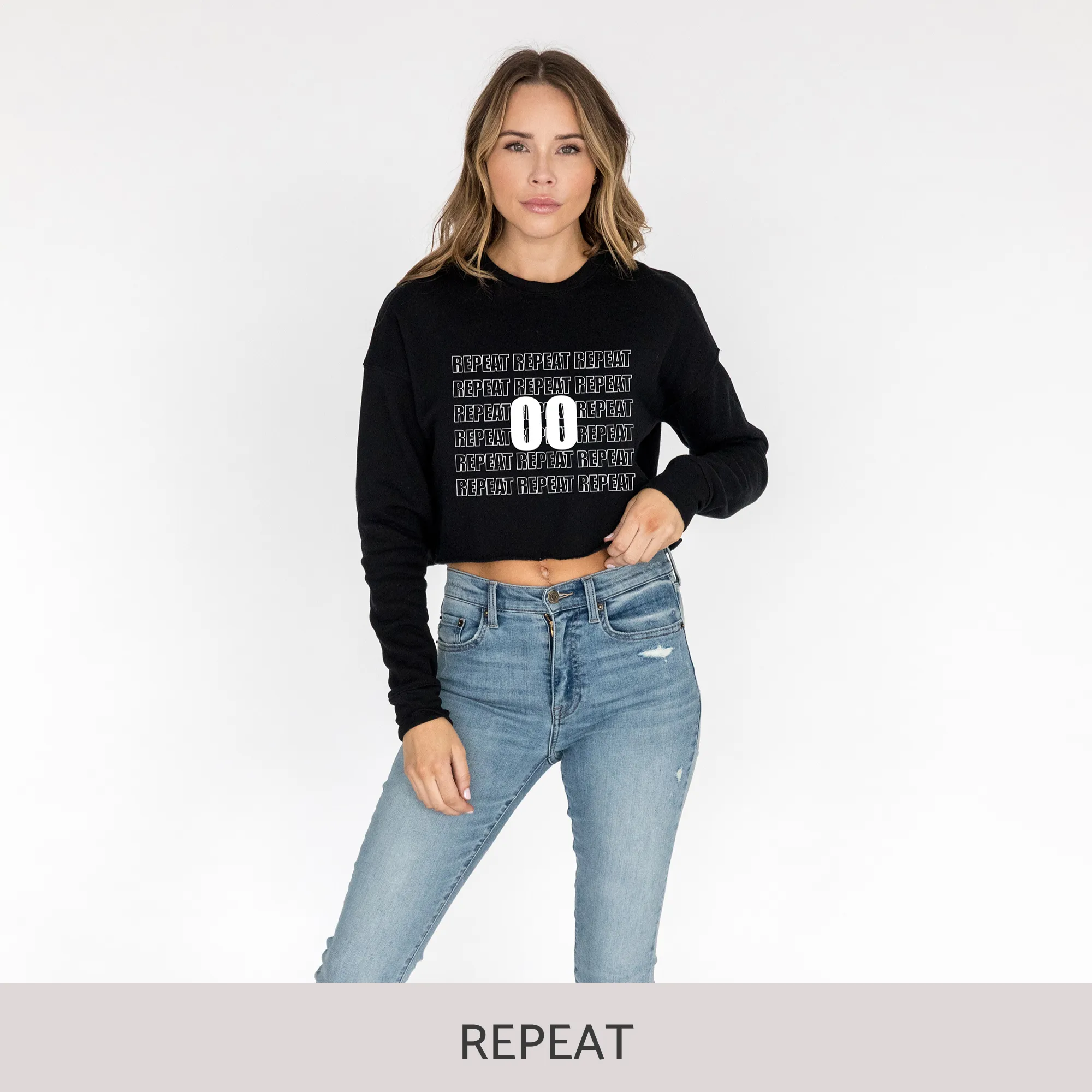 Crop Sweatshirt in Black